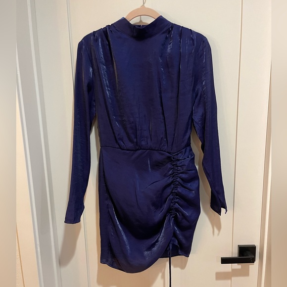 Finder Keepers Navy Dress - Picture 5 of 6